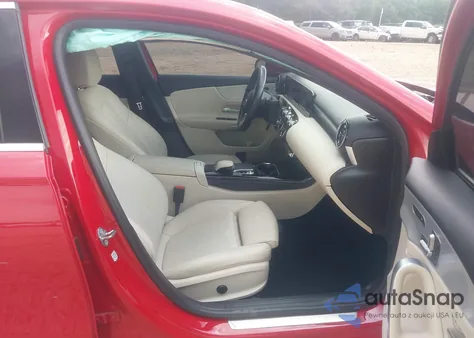 2019 Mercedes-Benz A 220 4Matic из США, поврежденный, VIN WDD3G4FB9KW024375